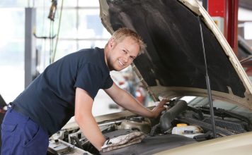 Getriebeöl einfach selbst wechseln – Tipps und Anleitung Ihr Getriebeöl einfach selbst wechseln