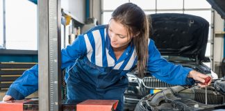 Xenonscheinwerfer nachrüsten – ein Projekt mit besonderer Herausforderung