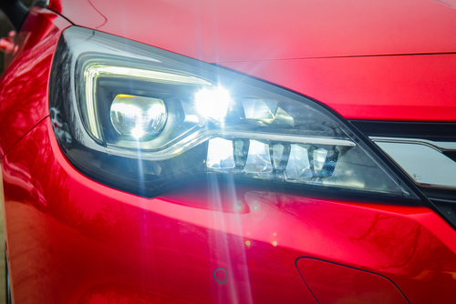 led scheinwerfer vorne