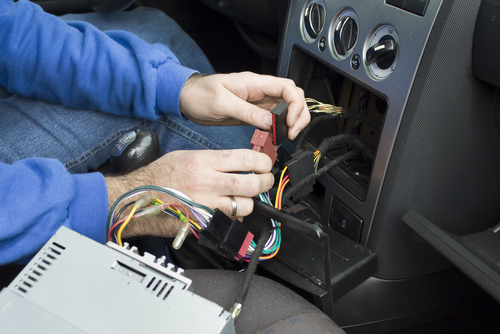 Autoradio Licht einschalten