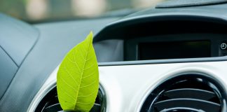 Für das richtige Klima im Auto: Pollenfilter selber wechseln!