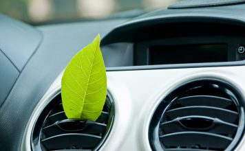 Für das richtige Klima im Auto: Pollenfilter selber wechseln!