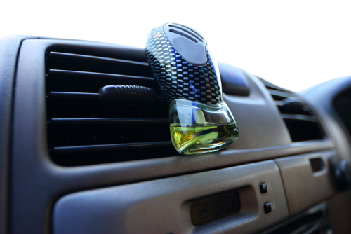 Auto Gerüche bekämpfen