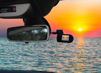 Immer alles im Blick mit Dashcam und Rückfahrkamera