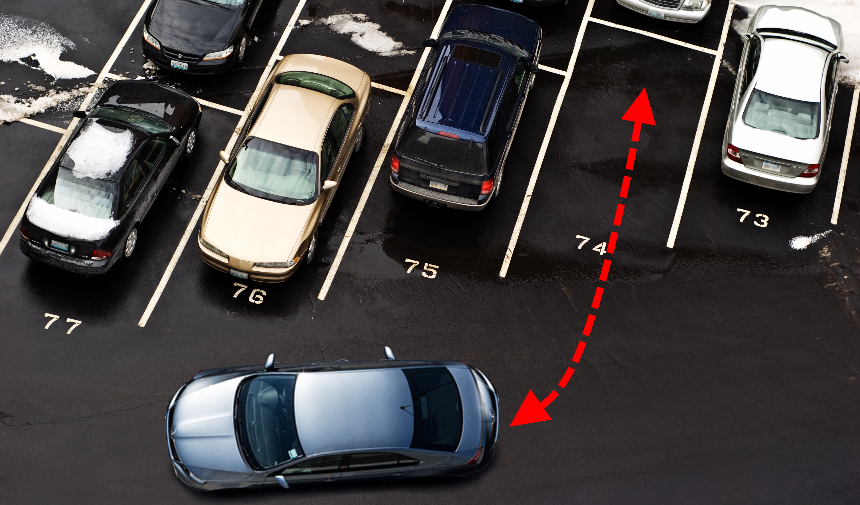 Auto rückwärts in Parktaschen einparken